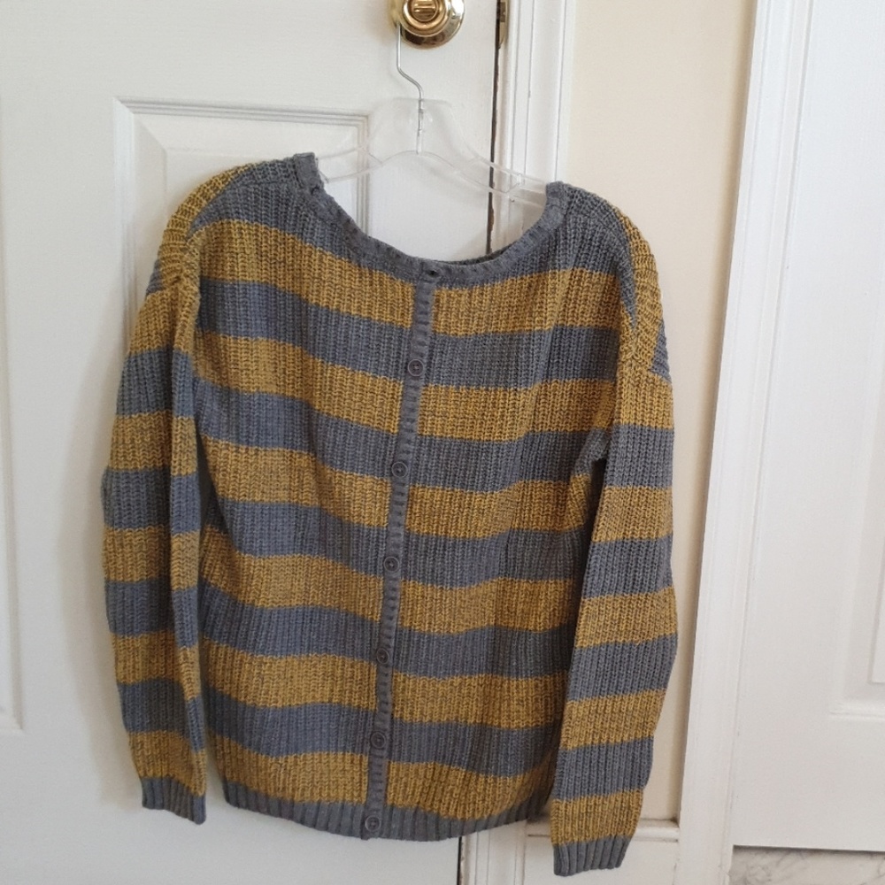 Sweater - Picture 2 of 2